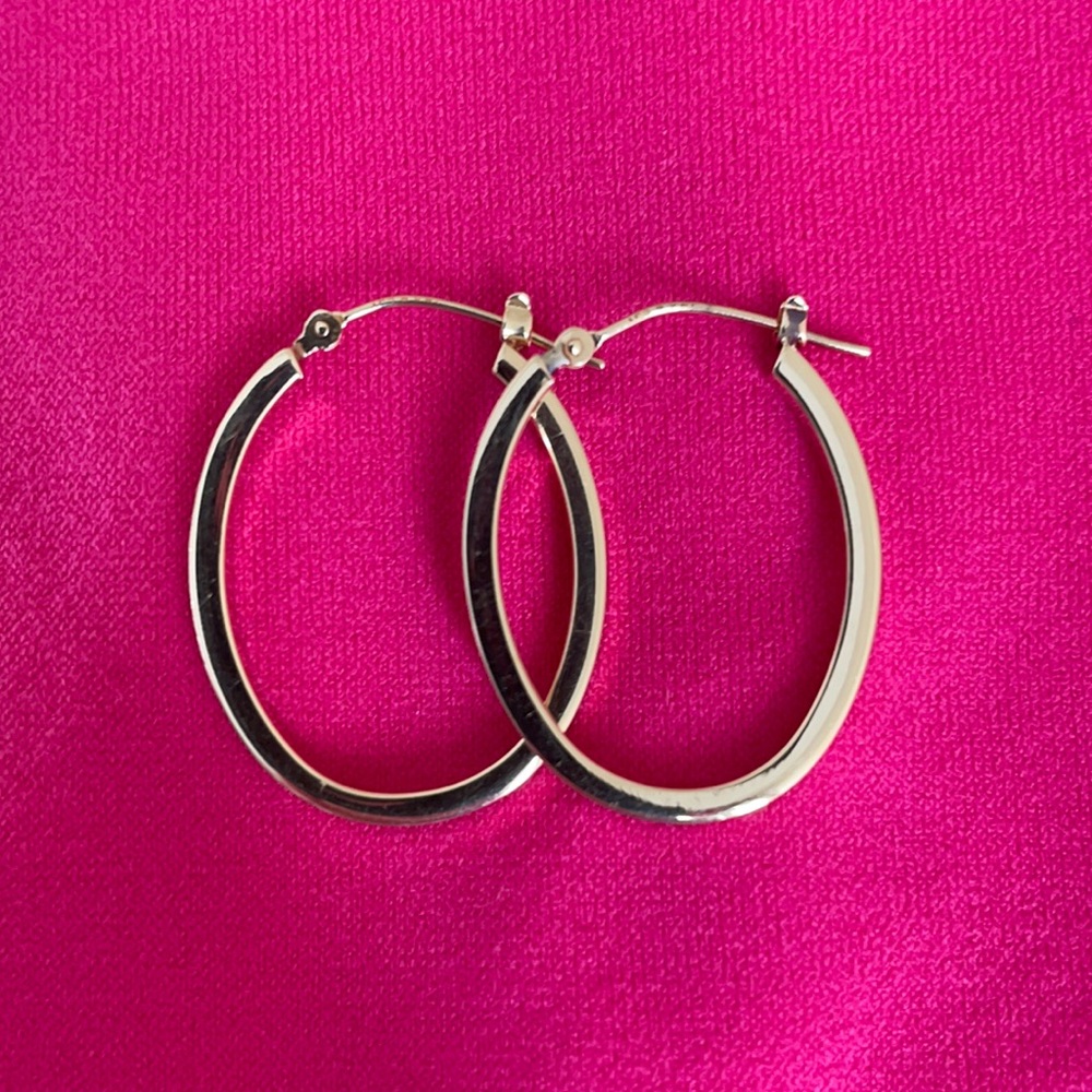 14k Yellow Gold Oval Hoops Hoop Earrings